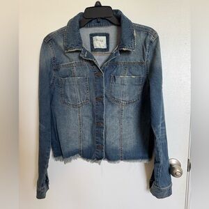Mudd Blue Denim Jacket with Frayed Details,L🦋